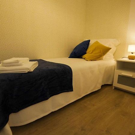 Golden & Blue House O Seu Novo Espaco No ปอร์โต ภายนอก รูปภาพ
