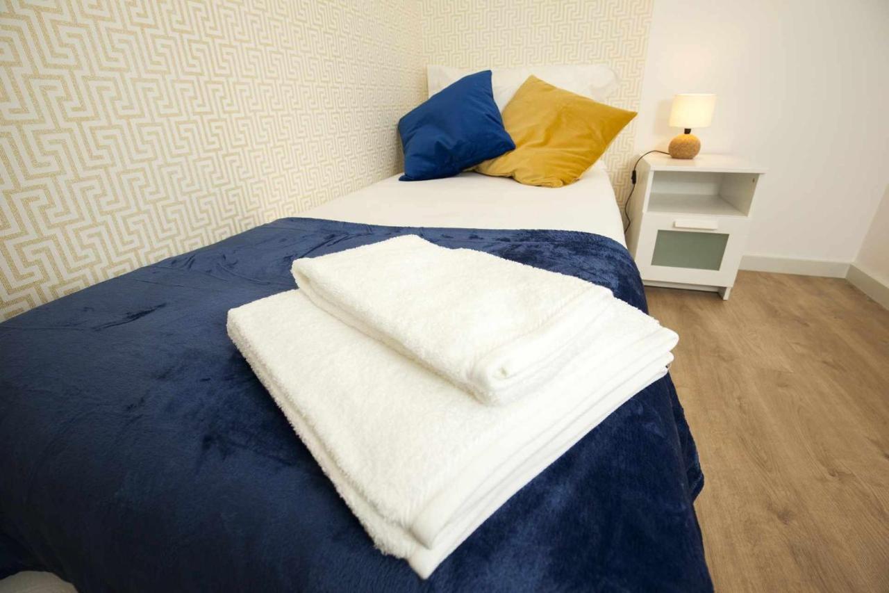 Golden & Blue House O Seu Novo Espaco No ปอร์โต ภายนอก รูปภาพ