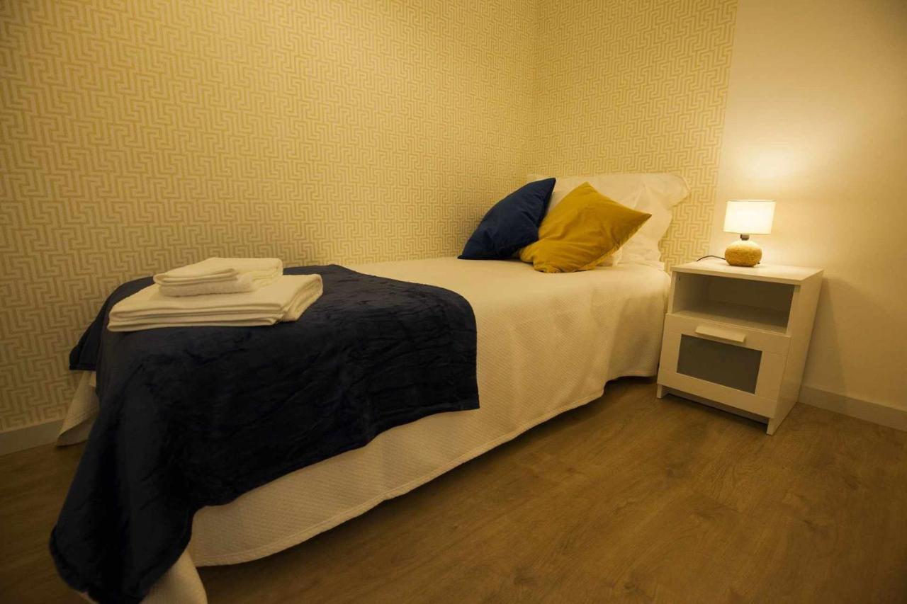 Golden & Blue House O Seu Novo Espaco No ปอร์โต ภายนอก รูปภาพ